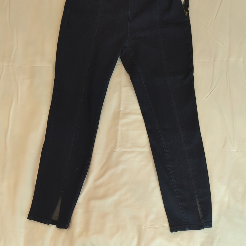 NWT PILCRO - Dark Blue Skinny Jeans with Ankle Zippers